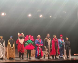 SALIDA AL TEATRO - 5B
