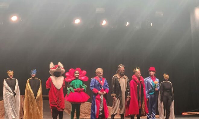 SALIDA AL TEATRO - 5B